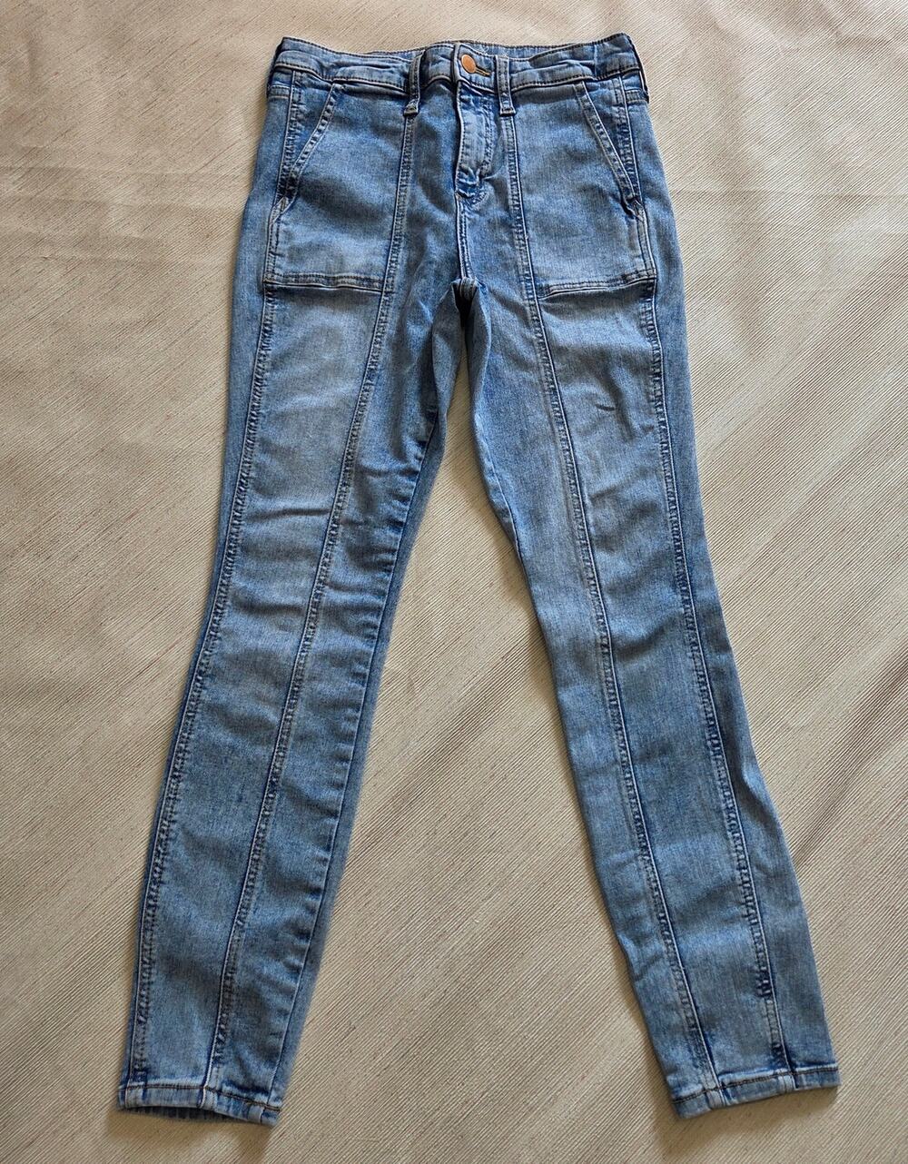 Universal Thread high rise skinny jeans woman's size 4/27